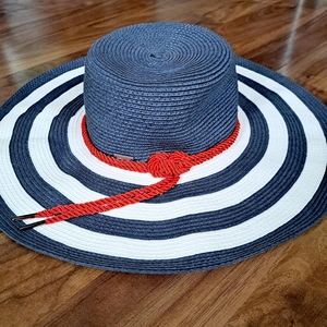 Betmar Grey and White Striped Sun Hat